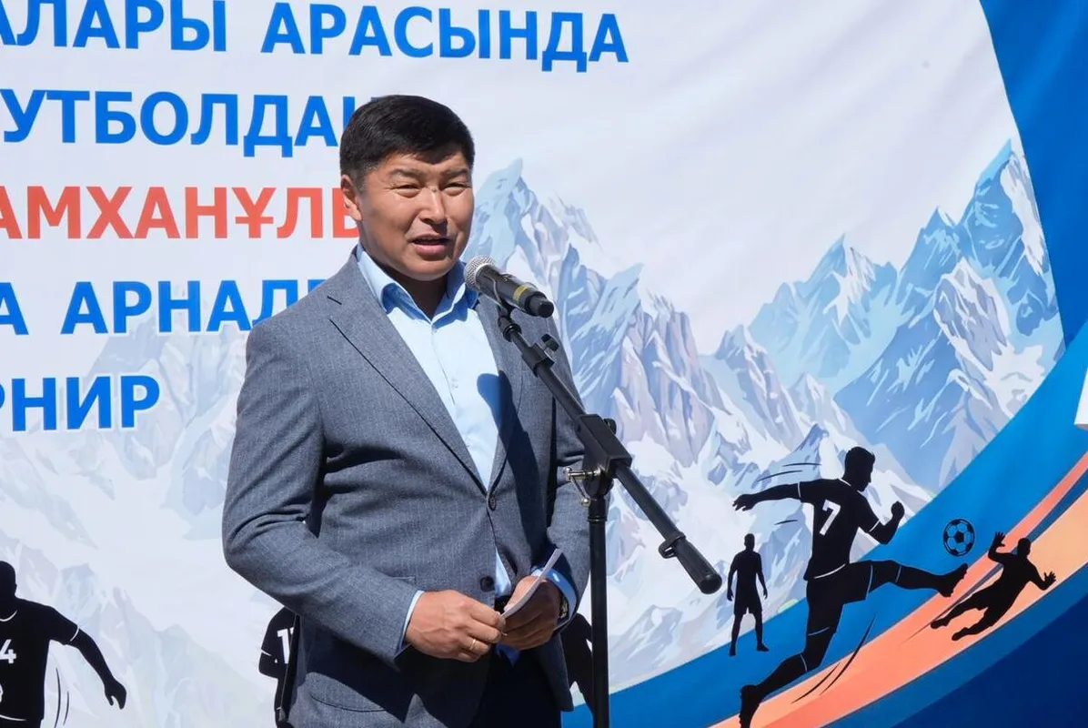 Футбольный матч на турнире памяти Мади Исламханулы в Талдыкоргане