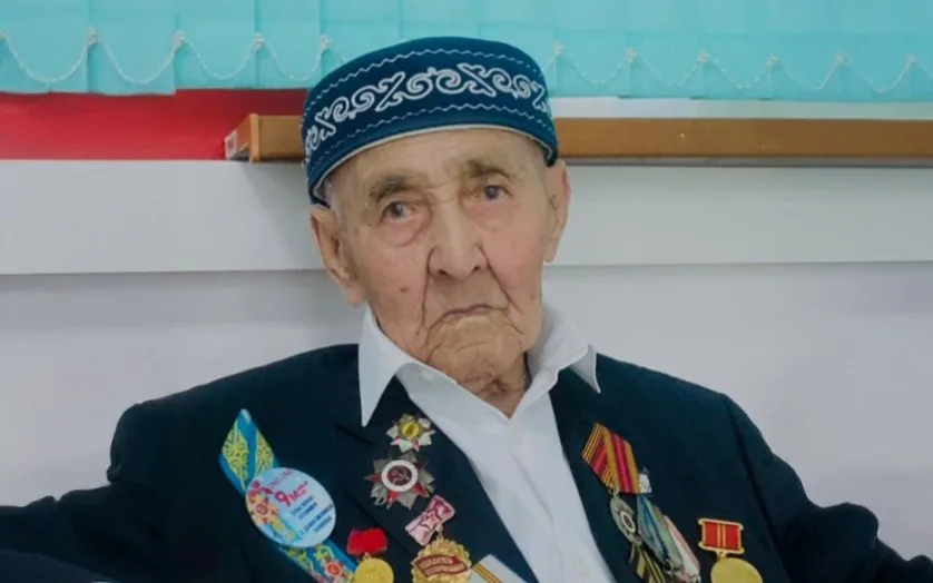 102-летний ветеран Великой Отечественной войны Ыскак Кусаинов из Жетісу
