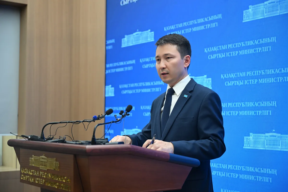 Представители дипломатических ведомств Казахстана и Европейского союза обсуждают вопросы упрощения визового режима на официальной встрече в Астане.