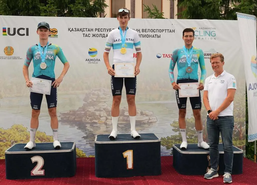 Велогонщики Жетісу на пьедестале почета чемпионата Казахстана по велоспорту
