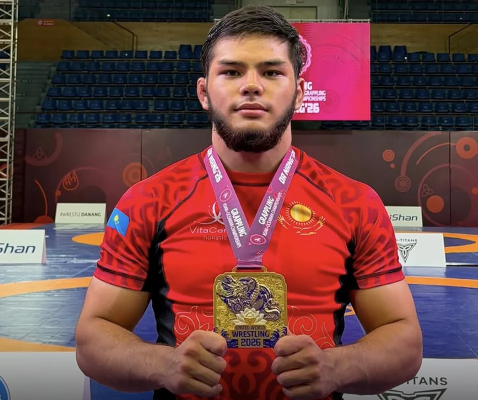 Спортсмен из Жетісу Ильяс Абдуллаев на чемпионате Азии по грэпплингу во Вьетнаме.