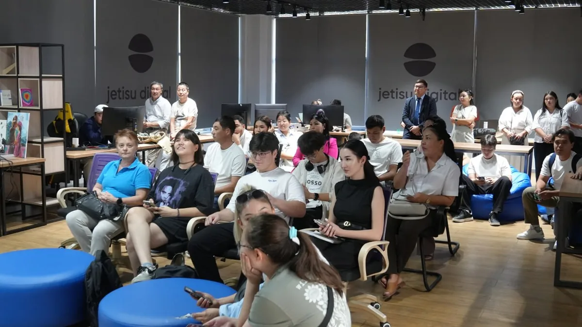 Студенты осваивают программирование в кампусе Tomorrow School в области Жетісу