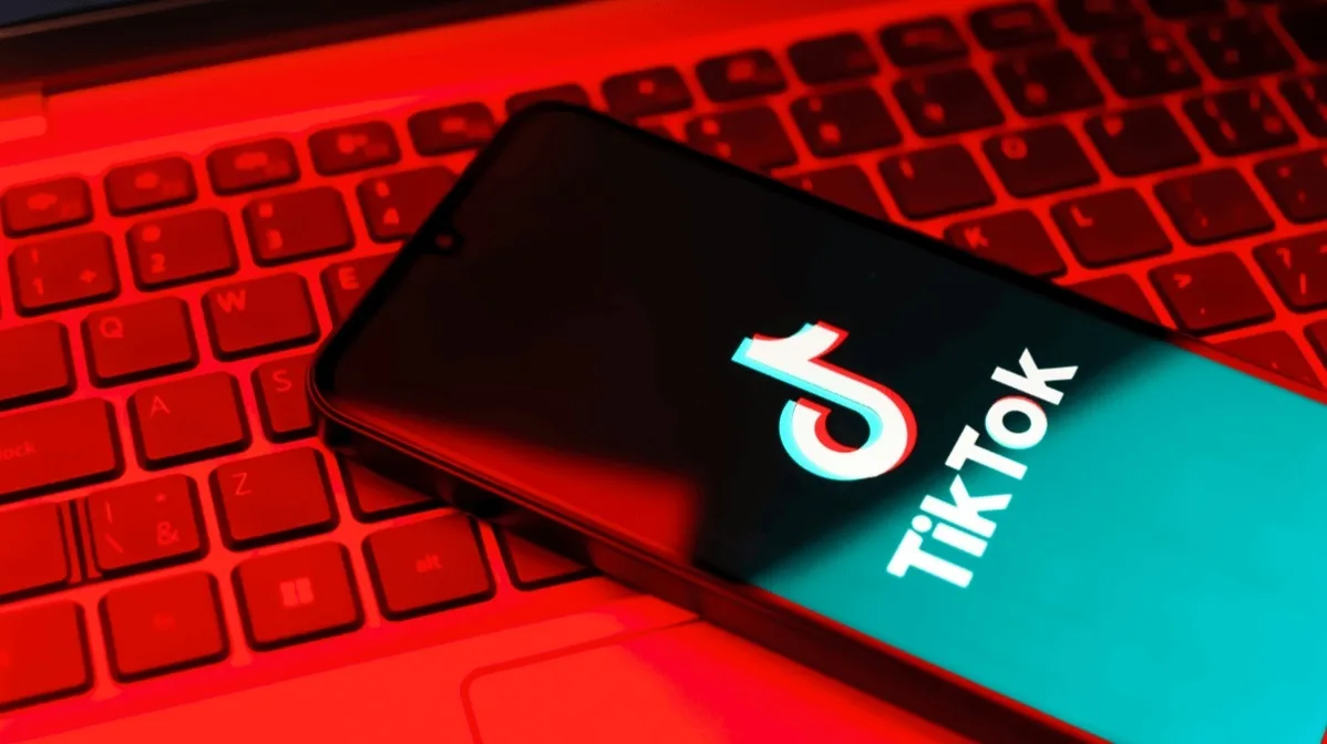 Женщина в Талдыкоргане оштрафована за мат в TikTok-эфире по данным полиции Жетісу