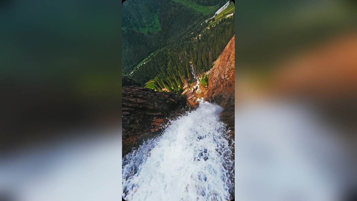 Жетысу показала великолепие Бурхан-Булака, самого высокого водопада Казахстана