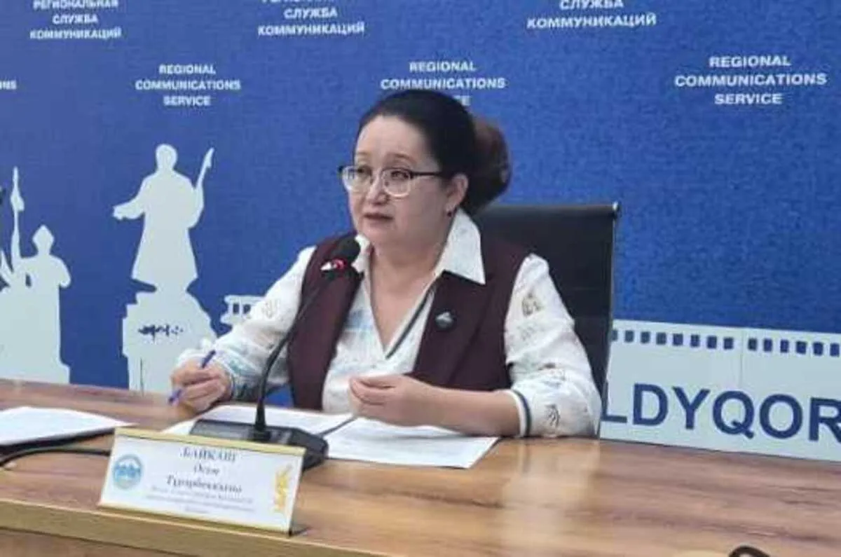 Руководитель юридического управления департамента государственных доходов по области Жетісу Асем Байкаш на брифинге