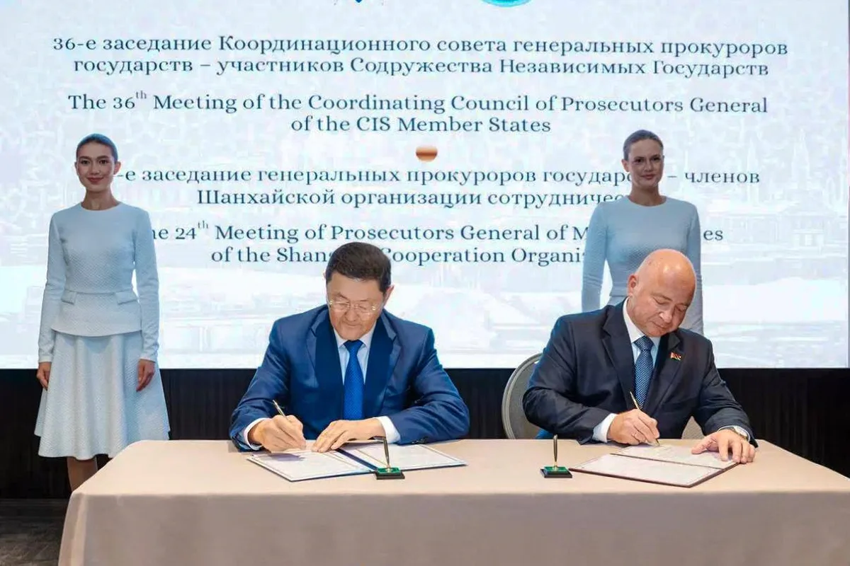 Генеральный прокурор Берик Асылов на заседании Координационного совета СНГ в Казани, обсуждает возврат активов.