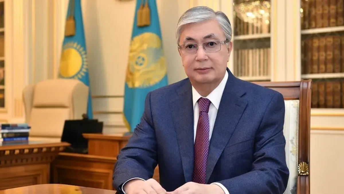 Президент Касым-Жомарт Токаев на официальном приёме, выражает благодарность.