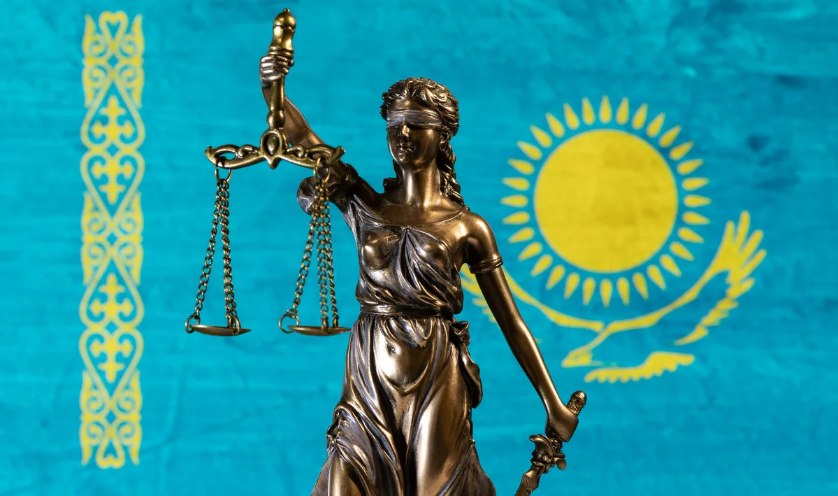 Здание прокуратуры Талдыкоргана, символ правосудия и соблюдения законов.