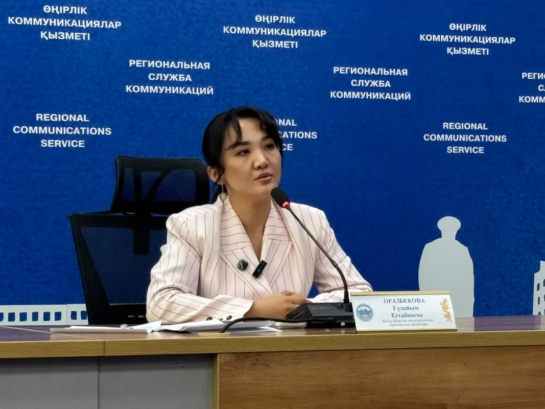 Женщина проходит маммографическое обследование в рамках месячника «Розовый октябрь» в области Жетісу.