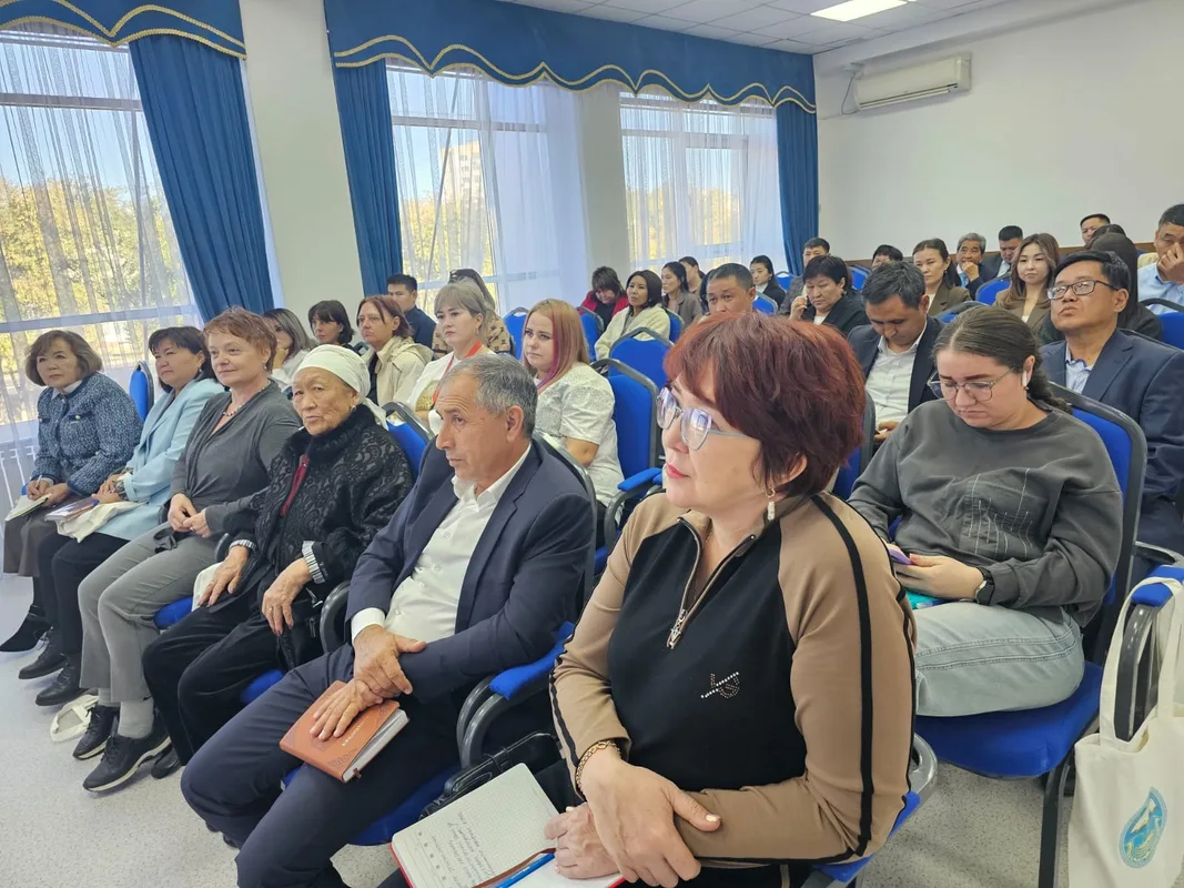 Участники семинара по укреплению межэтнического согласия в Талдыкоргане